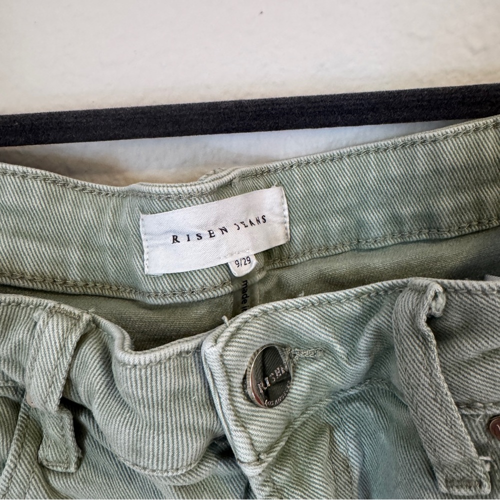 Risen 9/29 Women's Cropped Jeans - Picture 3 of 8